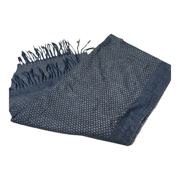 Vince Camuto Grey Gold Micro Dot Fringe Scarf One Size Shawl Wrap Women's Scarf - Picture 1 of 5